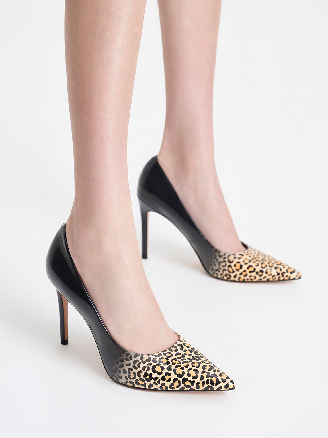 Leopard heels sales pumps